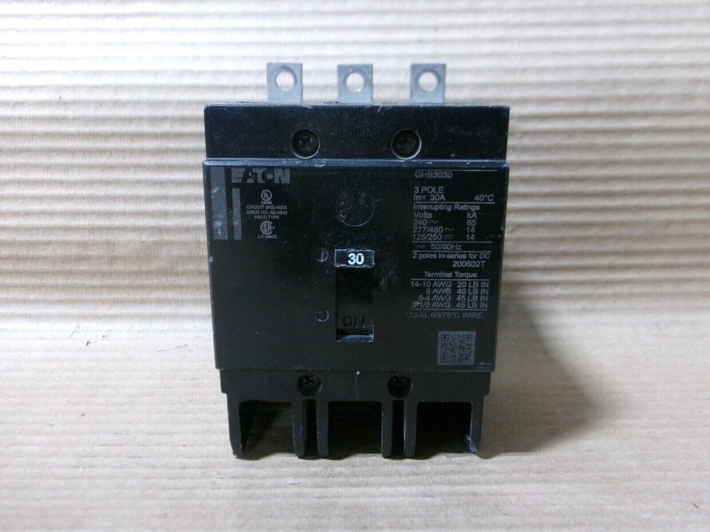 NEW Eaton GHB3030 3 Pole 30 Amp 480V Circuit Breaker Silk Screen NTO FLAWED #39