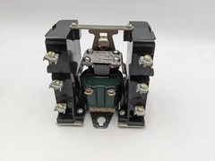 Cutler-Hammer 9575H2018 Relay 6 Normally Open 600V 10A Coil 208/220V 60 Cycles