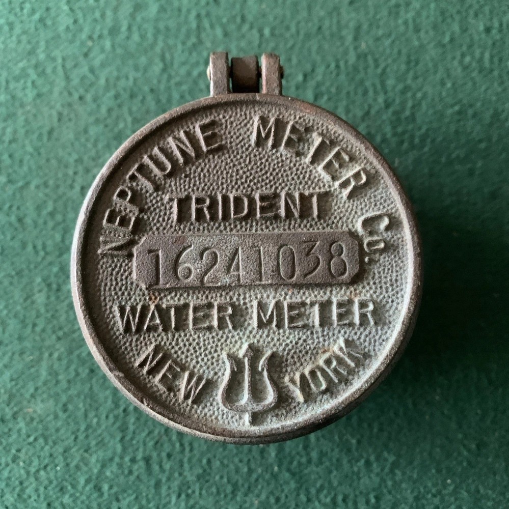 Vintage Neptune TRIDENT Water Meter, Gallons, Brass/Bronze, New York, USA