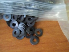 3.10 Lbs Lot Spring Washers & Split Lock Washers ( 4000+- Pieces ) As Pictured
