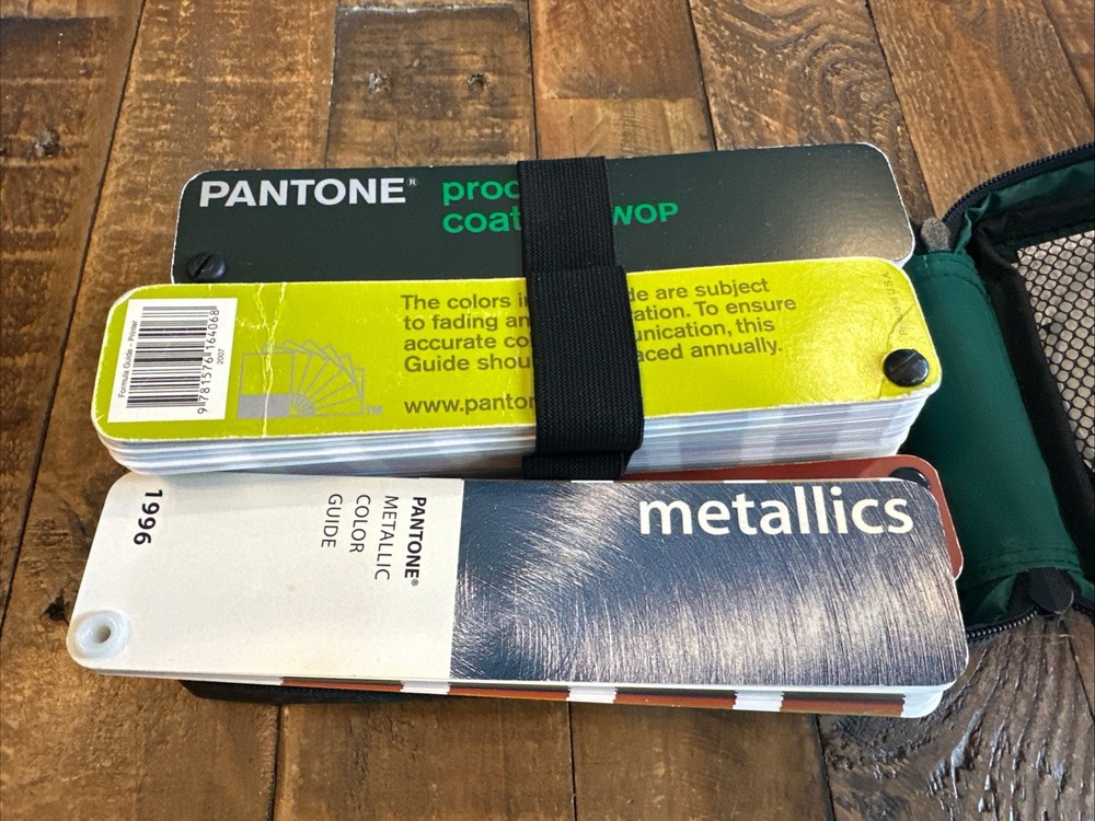Lot (4) Pantone Color Guide Fan Books Formula Process Solid Coated Uncoated Swop