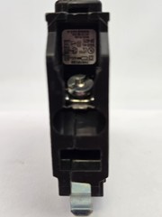 Square D Bolt On QHB120 Circuit Breaker QOB120 65KA 20A 1P 120/240V