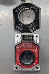 Crouse-Hinds ENR21201 Ark-Gard Explosion Proof Receptacle 20A 125V – Clean Pull