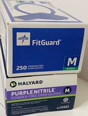 Medline Fitguard & Halyard Nitrile Exam Gloves SIZE M, 2 Boxes 350 Ct Pwder Free
