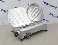 Avantco SL312 12″ Semi-Automatic Gravity Feed Meat Slicer 1/3 hp