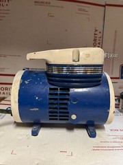 John Bunn Air Brush Compressor w/Spray Paint Accessories