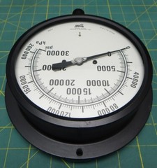 6″ Marshalltown Pressure Gauge 0-200,000 kPa 0-30,000 PSI Bottom 1/2″ NPT 91995