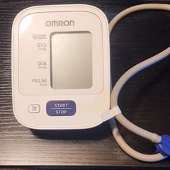 Omron BP710N Arm-Type Digital Blood Pressure Monitor HEM-7121-Z IntelliSense
