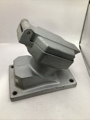 Crouse Hinds ENR21201 20Amp 1P 125VAC Hazardous Location Receptacle USED