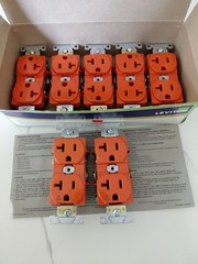 Leviton 5362-IG Isolated Ground Duplex Receptacle 20A 125V (Lot Of 7), NEW