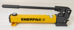 Enerpac P392 Two-Speed Hydraulic Hand Pump 700 Bar/ 10,000 PSI