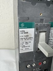 GE TFJ236200 200A 3-PHASE 3-POLE 600V F225 TFJ MOLDED CASE CIRCUIT BREAKER S13