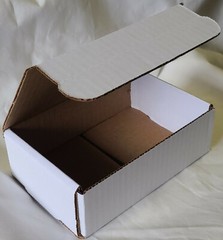 6 3/4″ x 4 1/4″ x 2 1/4″ Corrugated Literature Mailers, White, Lot of 44