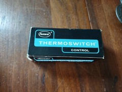 FENWAL 17300-0 THERMOSWITCH -100 TO 400F