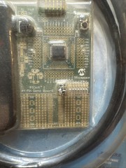 MICROCHIP TECHNOLOGY DV164120 PICkit 2 Microcontroller Starter Kit