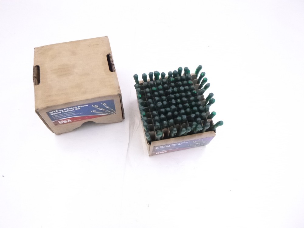 100 Pack Tool Pro Made In The USA 3/16″ Piloted Down Spiral Cutout Bit