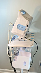 Welch Allyn Connex Patient Vital Signs Monitor- VSM6000 with new battery & stand