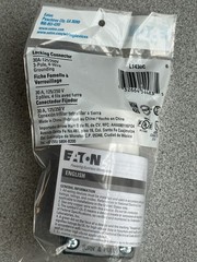 NEW Eaton L1430C Locking Connector 30A 125/250V 3 Pole 4 Wire Grounding L14-30R