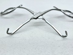 AESCULAP FB708R Cooley Atraumatic Vascular Clamp, angled, 50 °, 115 mm