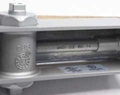 Medium Duty Hydraulic Door Closer Aluminum UH4031 — MISSING ARM!