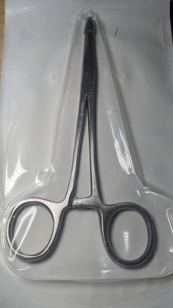Brand New Medical Action Industries 56225 Curved Forceps