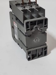 LS INDUSTRIAL SYSTEMS MC-9 Magnetic Contactor 3 Pole 25A 3PH Motor Starter Coil