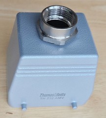 Thomas & Betts TH232AMV Pos-E-Kon Double Post Hood – Free Shipping!