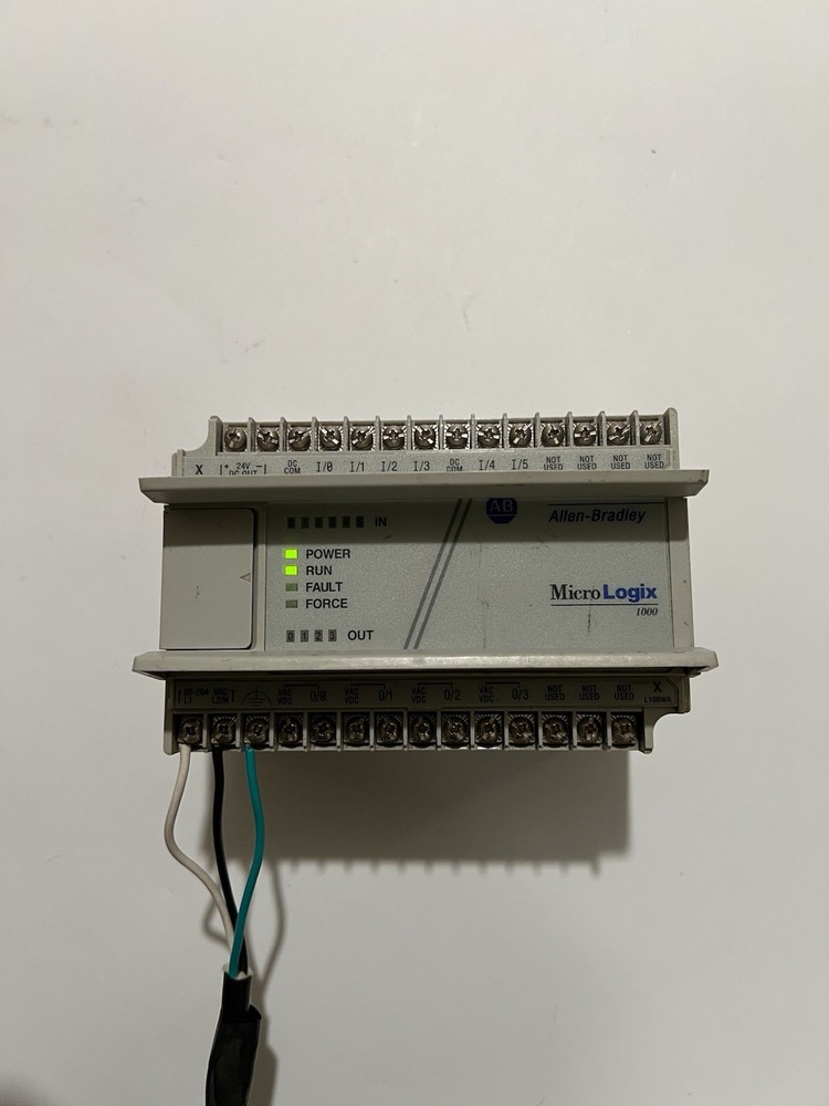 ALLEN BRADLEY 1761-L10BXB Ser. F FRN 1.1 PLC MODULE