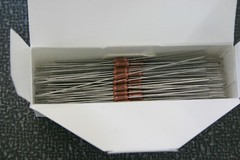 200 Pieces Vishay Dale RN55C1002B 10K Ohm Resistors 1/10 Watt 0.1% Tolerence