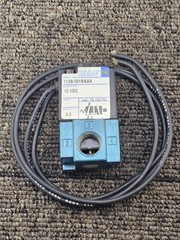 Mac Valves 113B-551BAAA: 3-Way Universal Solenoid Poppet Valve 1/4″ NPTF 12 VDC