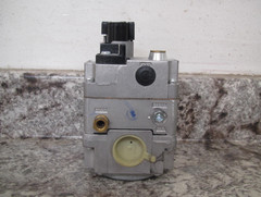 New White-Rodgers 36C03-300 1/2″ x 3/4″ Furnace Gas Valve Free Shipping