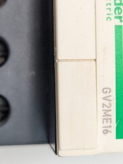 SCHNEIDER ELECTRIC GV2ME16 Manual Motor Starter & Circuit Breaker 9-14A