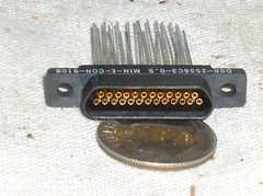 1 MIN-E-CON DSR-25S6C3-0.5 F FEMALE PIN SOCKET PCB PWB CONNECTOR RECEPTACLE PLUG