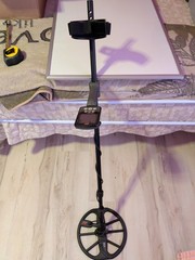 Minelab EQUINOX 600 Ground Search Metal Detector w/ Backlight, General Use