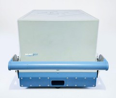 ROHDE & SCHWARZ CMW-Z10 RF SHIELD BOX 400 MHz to 8GHz ****LOOK**** (REF.: 538R)