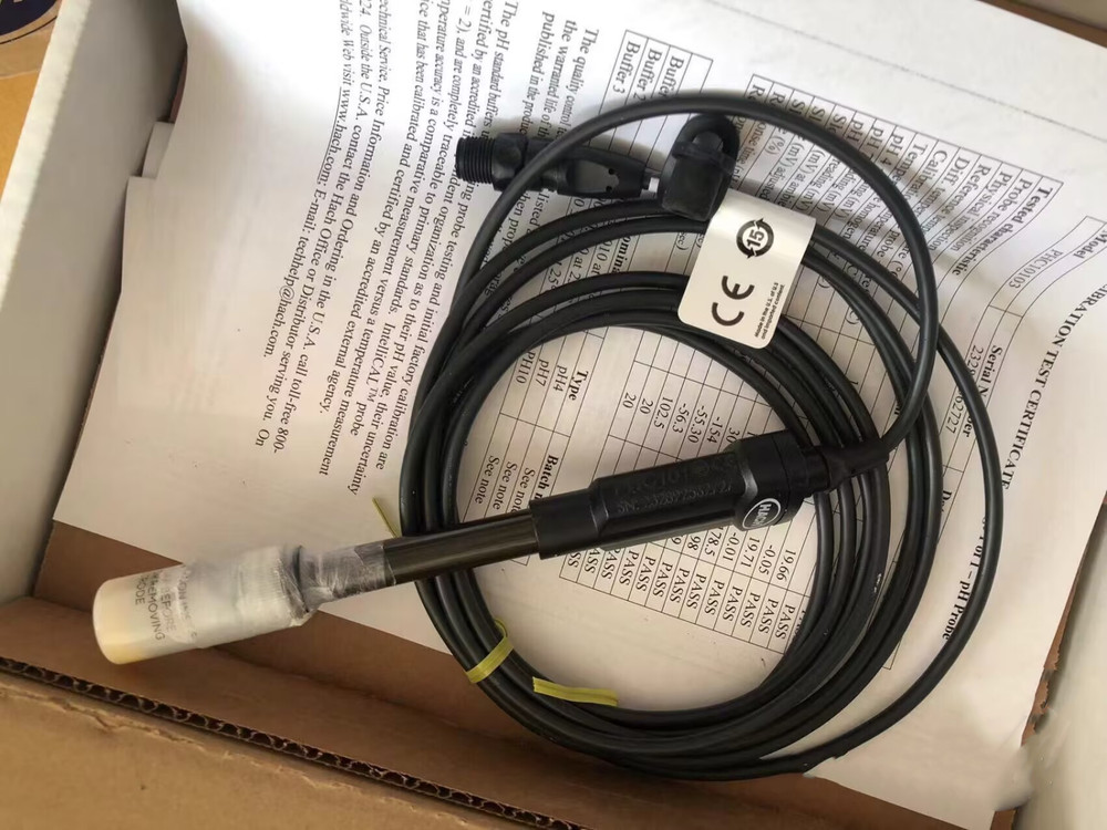 NEW HACH PHC10101 Electrode fast shipping PHC10101