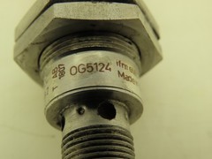 IFM OG5124 Photoelectric Diffuse Reflection Sensor Lot of 2