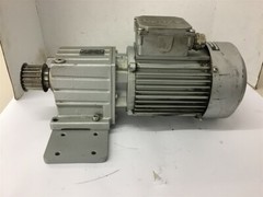 Lenze .75 KW 220-277/380-480 Volts AC Motor 1680 Rpm