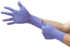 Microflex SU-690 Disposable Nitrile Gloves, Latex-Free, 100 Count – Small Size