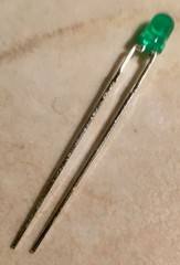 QT MV54644 Hi-Efficiency Green T1 LED – 10 Pieces – NOS