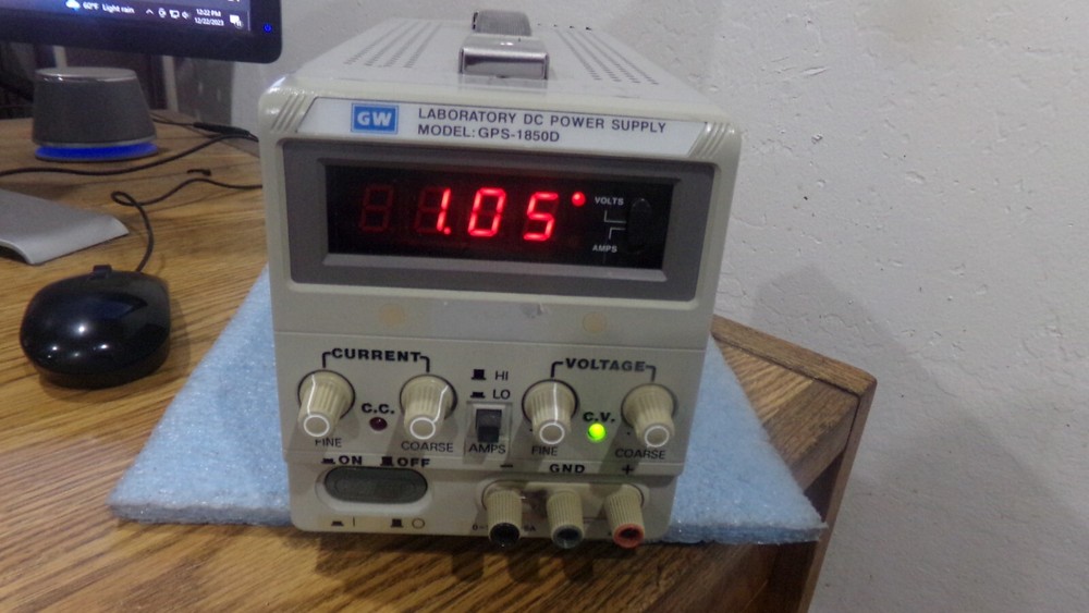GW Laboratory Model: GPS-1850D DC Power Supply. 0 – 18V 0 – 5A