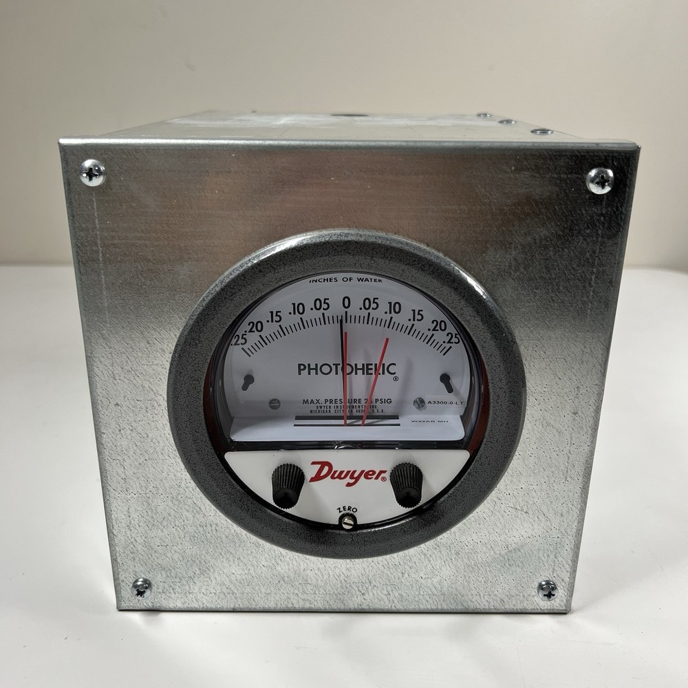 Dwyer Differential Pressure Switch (-0.25 to 0.25) Inches of Water w/ Enclosure