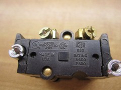 Cutler Hammer E30KLA3 Eaton Contact Block