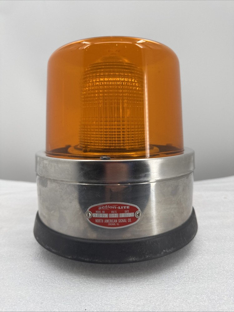 Vintage North American Signal – Amber Strobe Light -Action Lite 12volts #ST-125