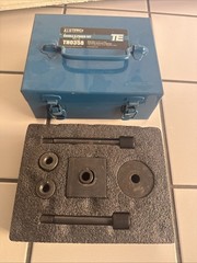 TEMCo Double D Punch Die Set 0.769 inch x 0.642 inch Knockout Hole w/ Case
