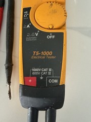 Fluke T5-1000 Voltage Continuity Current Electrical Tester 1000V CAT III AC/DC