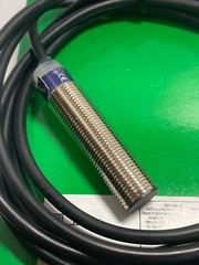 TELEMECANIQUE XS1M12MA250L1 INDUCTIVE PROXIMITY SWITCH 20-264V NIB