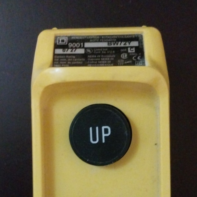 Square D 9001BW72Y Pendant Station Pushbutton Switch, NEMA 4X Yellow On/Off