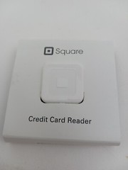 Square Credit Card Reader Contactless White Chip for iPhone iPad and Android