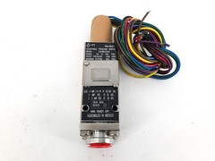 New ITT 122P88CC6540 Adjustable Pressure Switch 700-1500psig 11A – No Box